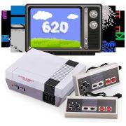 Klassische Spielkonsole mit 620 vorinstallierten Retro-Spielen und 2 Controllern